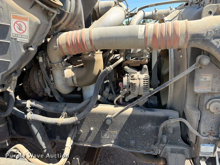 image for item YA3828 2013 Kenworth T370 utility / service truck