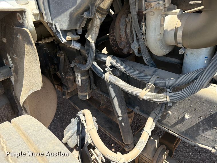 image for item YA3828 2013 Kenworth T370 utility / service truck