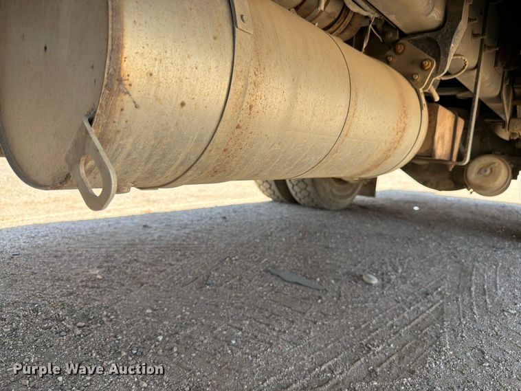 image for item YA3828 2013 Kenworth T370 utility / service truck