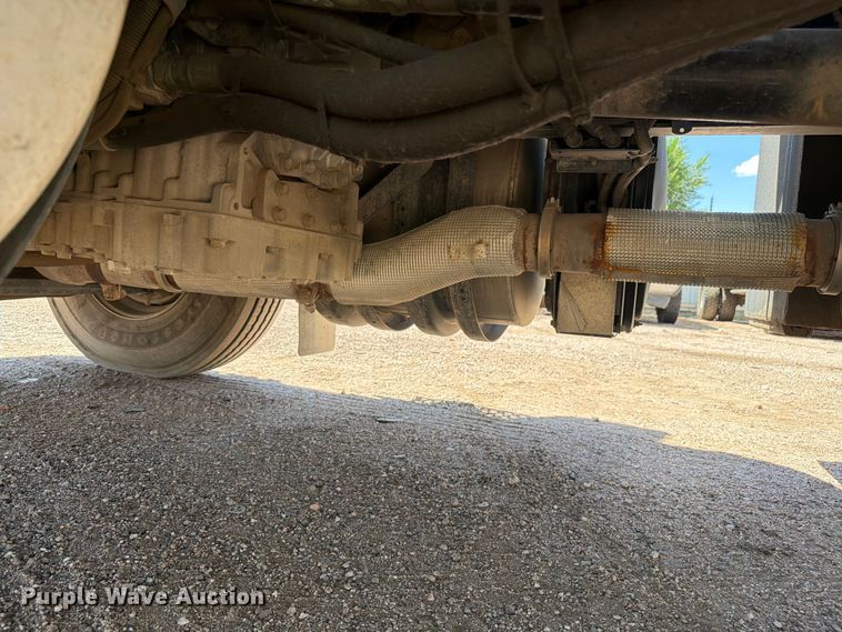 image for item YA3828 2013 Kenworth T370 utility / service truck