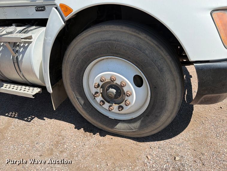 image for item YA3828 2013 Kenworth T370 utility / service truck