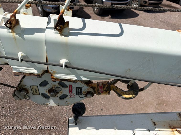 image for item YA3829 2013 Kenworth T370 utility / service truck