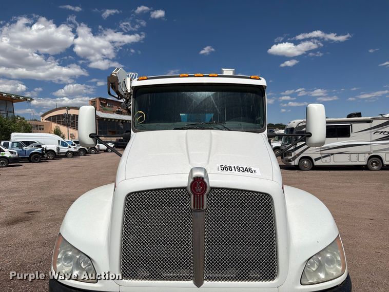 image for item YA3829 2013 Kenworth T370 utility / service truck