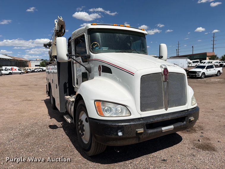 image for item YA3829 2013 Kenworth T370 utility / service truck