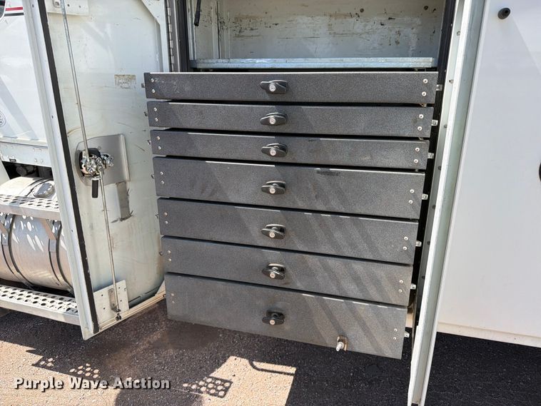 image for item YA3829 2013 Kenworth T370 utility / service truck