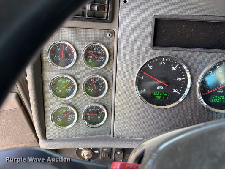 image for item YA3829 2013 Kenworth T370 utility / service truck