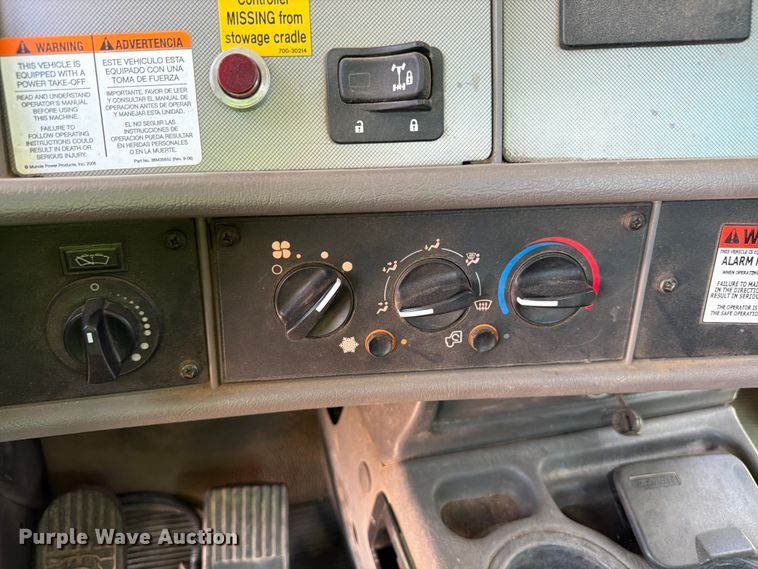 image for item YA3829 2013 Kenworth T370 utility / service truck