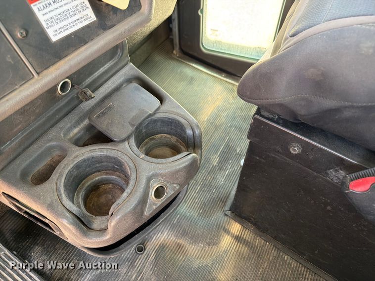 image for item YA3829 2013 Kenworth T370 utility / service truck