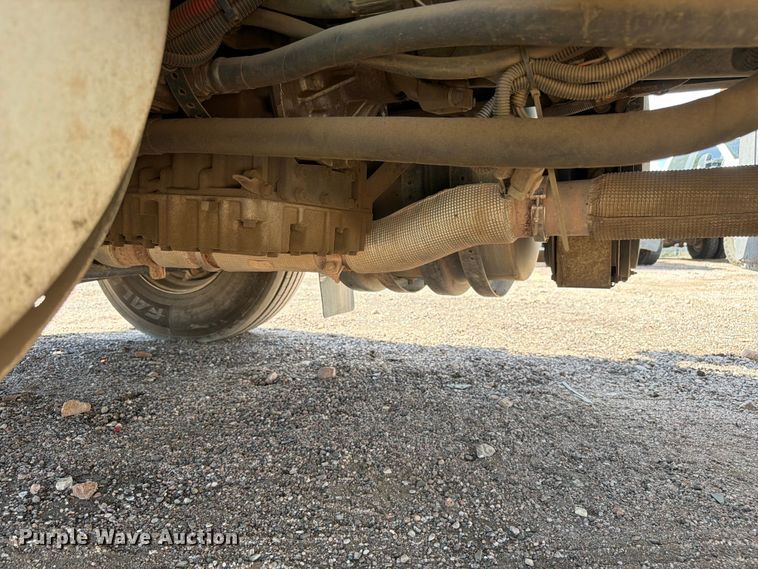 image for item YA3829 2013 Kenworth T370 utility / service truck