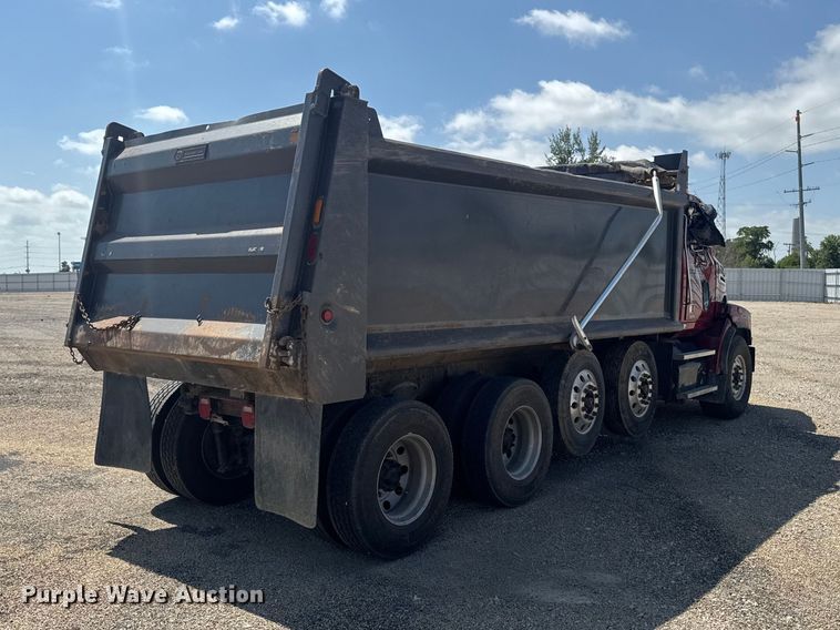 image for item YA3872 2016 Western Star 4700 dump truck