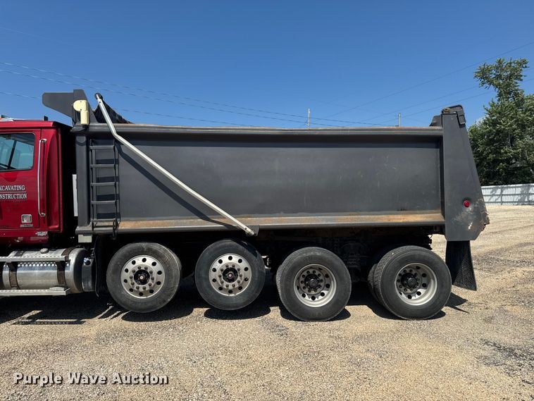 image for item YA3872 2016 Western Star 4700 dump truck