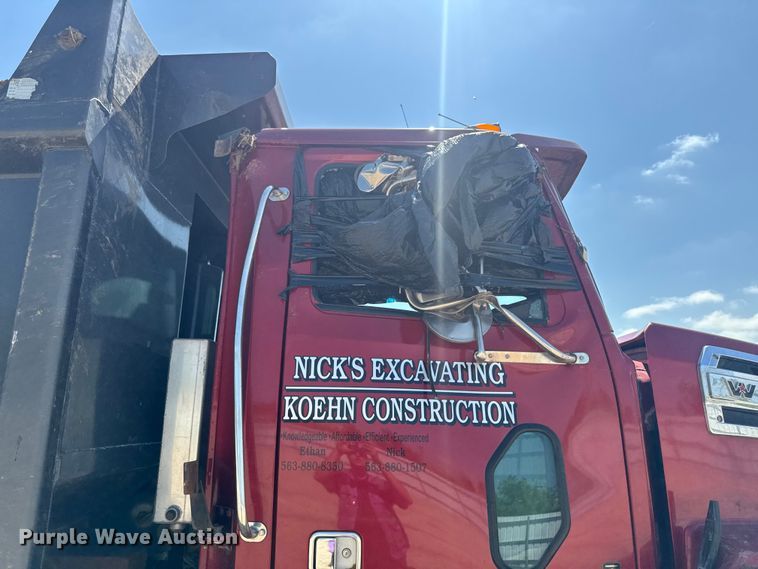 image for item YA3872 2016 Western Star 4700 dump truck