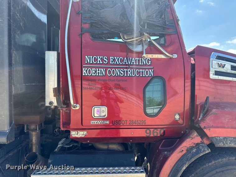 image for item YA3872 2016 Western Star 4700 dump truck