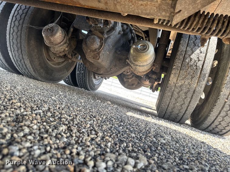 image for item YA3872 2016 Western Star 4700 dump truck