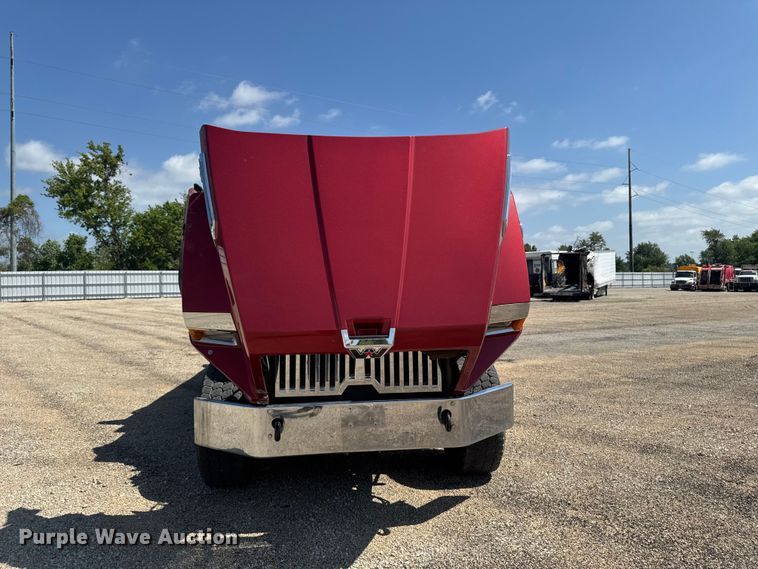 image for item YA3872 2016 Western Star 4700 dump truck