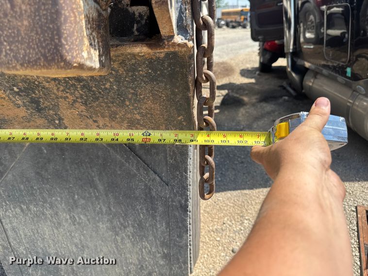 image for item YA3872 2016 Western Star 4700 dump truck