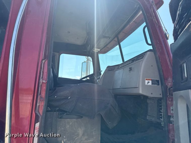 image for item YA3872 2016 Western Star 4700 dump truck