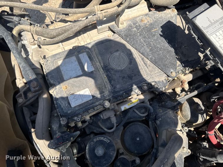 image for item YA3872 2016 Western Star 4700 dump truck