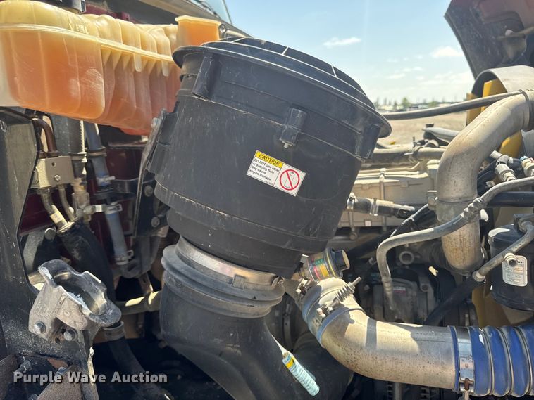 image for item YA3872 2016 Western Star 4700 dump truck