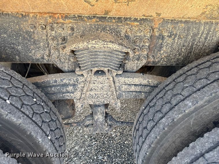 image for item YA3872 2016 Western Star 4700 dump truck