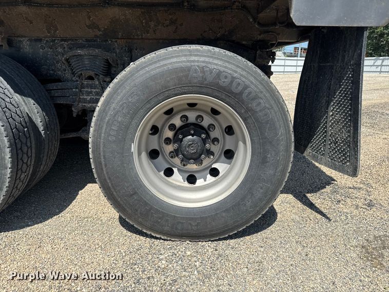 image for item YA3872 2016 Western Star 4700 dump truck