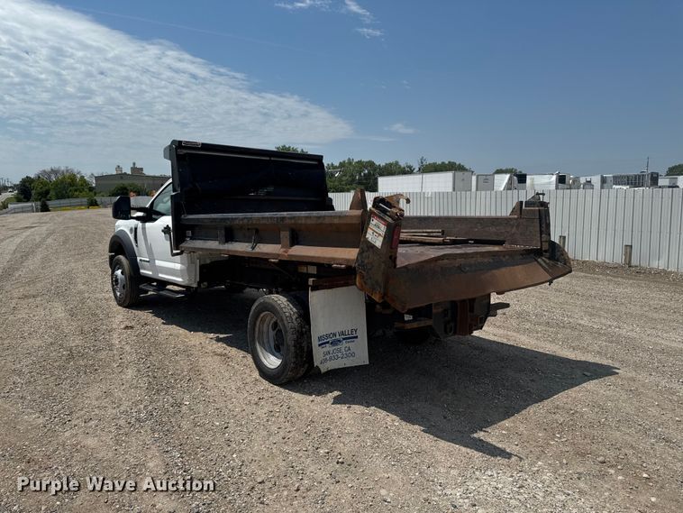 image for item YA3912 2019 Ford F550 Super Duty dump truck