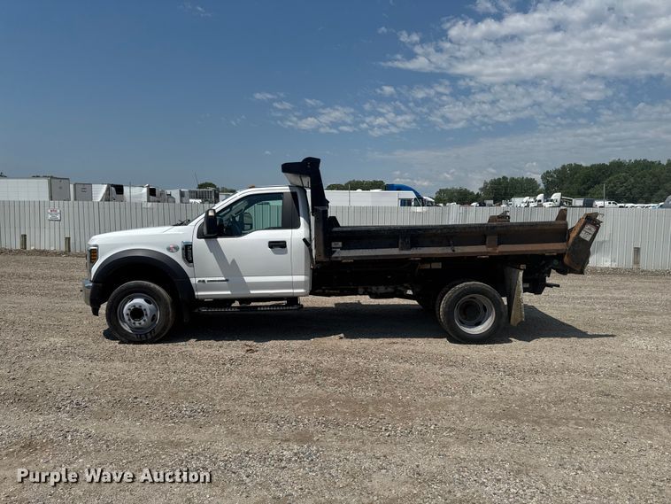 image for item YA3912 2019 Ford F550 Super Duty dump truck