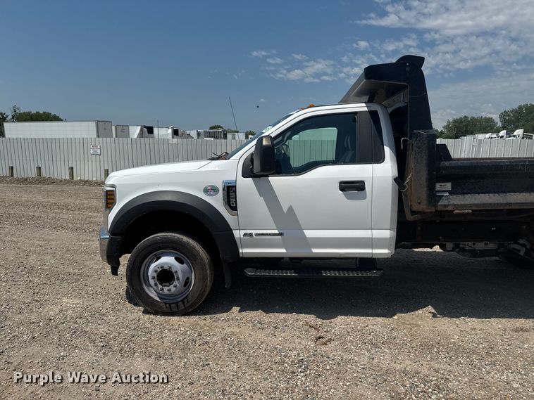 image for item YA3912 2019 Ford F550 Super Duty dump truck