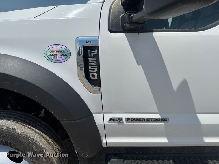 image for item YA3912 2019 Ford F550 Super Duty dump truck