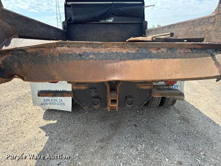 image for item YA3912 2019 Ford F550 Super Duty dump truck