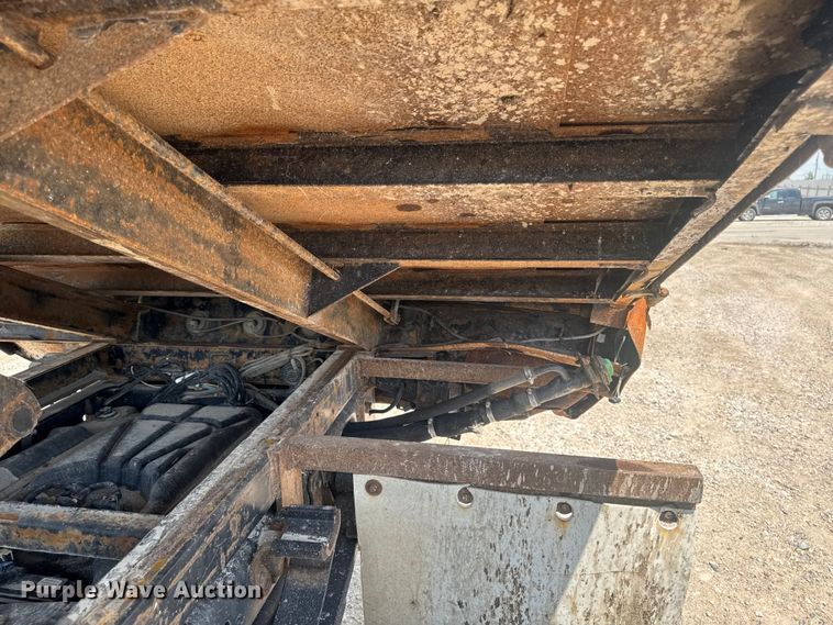 image for item YA3912 2019 Ford F550 Super Duty dump truck