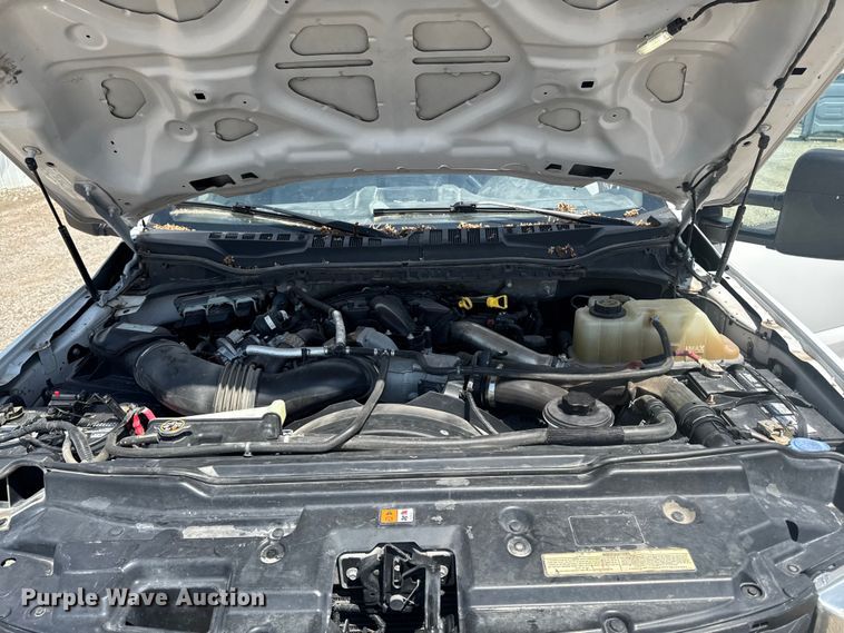 image for item YA3912 2019 Ford F550 Super Duty dump truck