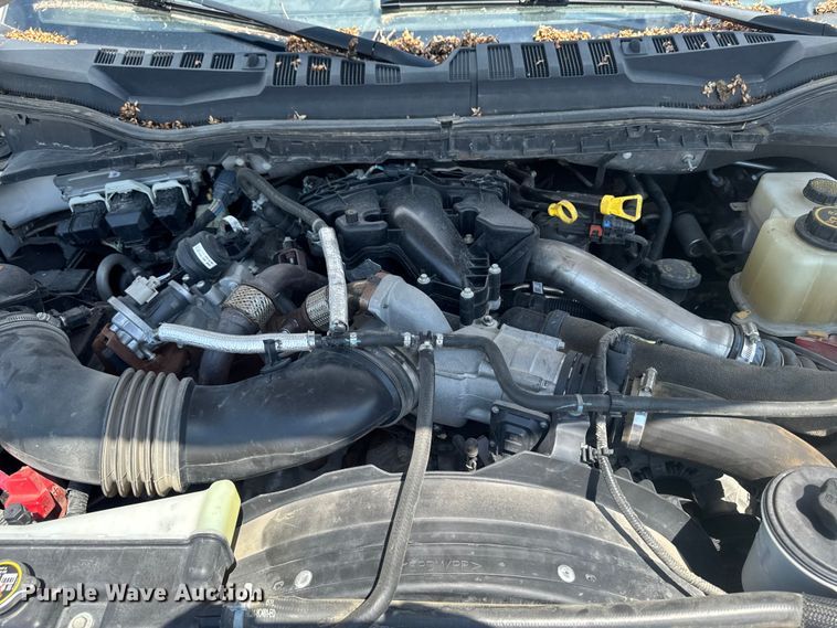 image for item YA3912 2019 Ford F550 Super Duty dump truck