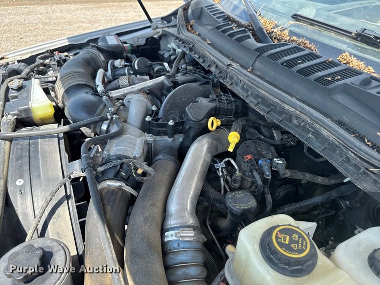 image for item YA3912 2019 Ford F550 Super Duty dump truck