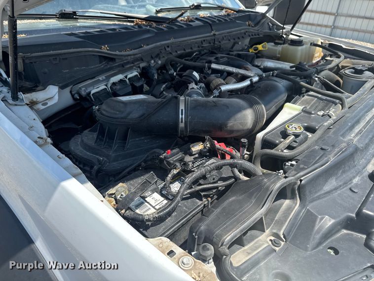 image for item YA3912 2019 Ford F550 Super Duty dump truck