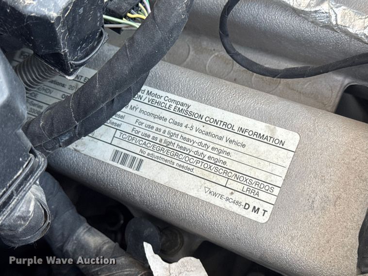image for item YA3912 2019 Ford F550 Super Duty dump truck