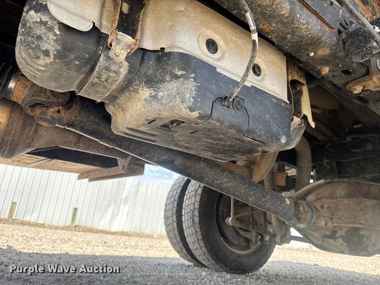 image for item YA3912 2019 Ford F550 Super Duty dump truck