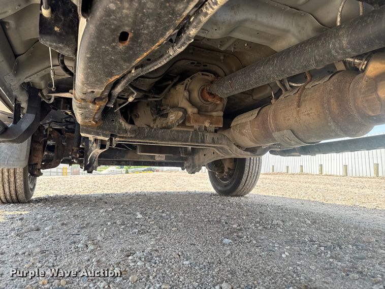 image for item YA3912 2019 Ford F550 Super Duty dump truck
