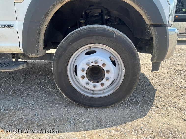 image for item YA3912 2019 Ford F550 Super Duty dump truck