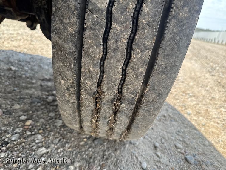 image for item YA3912 2019 Ford F550 Super Duty dump truck