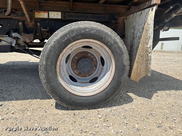 image for item YA3912 2019 Ford F550 Super Duty dump truck