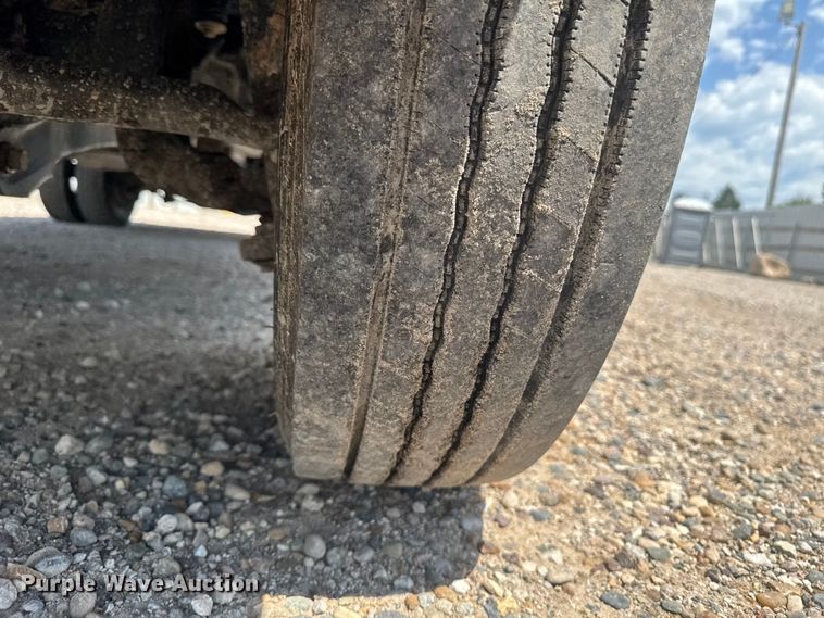 image for item YA3912 2019 Ford F550 Super Duty dump truck