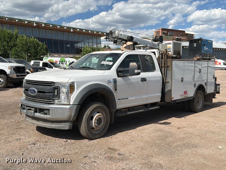 image for item YA3974 2018 Ford F550 Super Duty XL Crew Cab utility / service truck