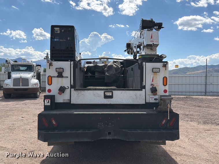 image for item YA3974 2018 Ford F550 Super Duty XL Crew Cab utility / service truck