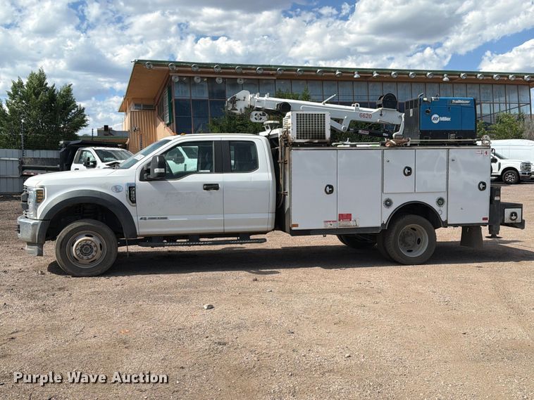 image for item YA3974 2018 Ford F550 Super Duty XL Crew Cab utility / service truck
