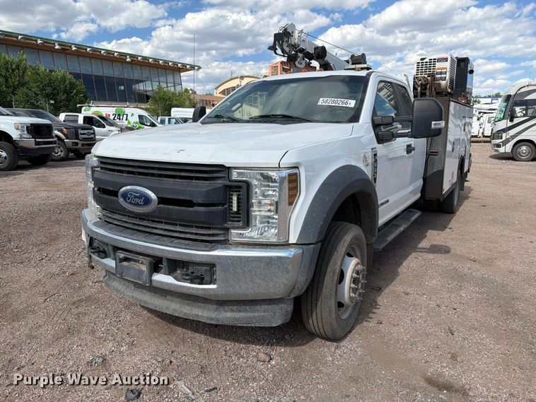 image for item YA3974 2018 Ford F550 Super Duty XL Crew Cab utility / service truck