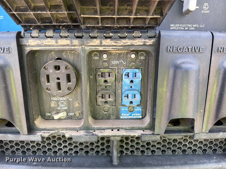 image for item YA3974 2018 Ford F550 Super Duty XL Crew Cab utility / service truck