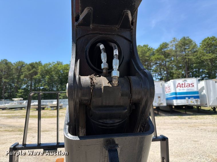 image for item YA4022 2018 JLF SkyTrak 10054 telehandler