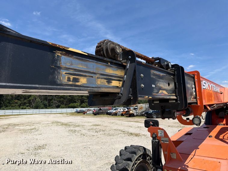 image for item YA4022 2018 JLF SkyTrak 10054 telehandler