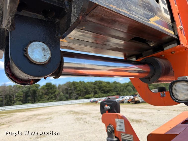 image for item YA4022 2018 JLF SkyTrak 10054 telehandler